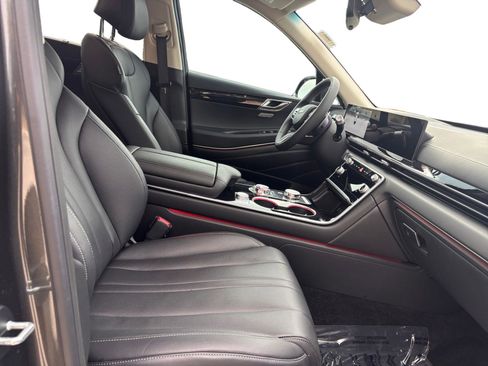 Used 2025 Genesis GV80 2.5T image 15