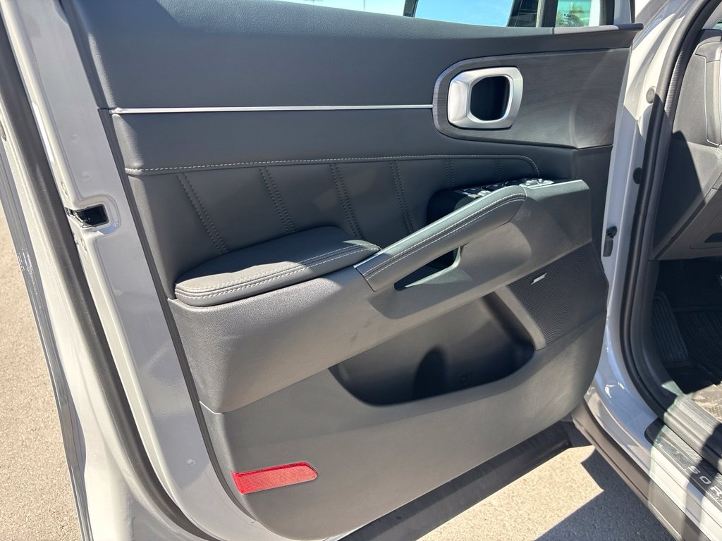 Certified 2026 Kia Sorento SX AWD/4WD image 6