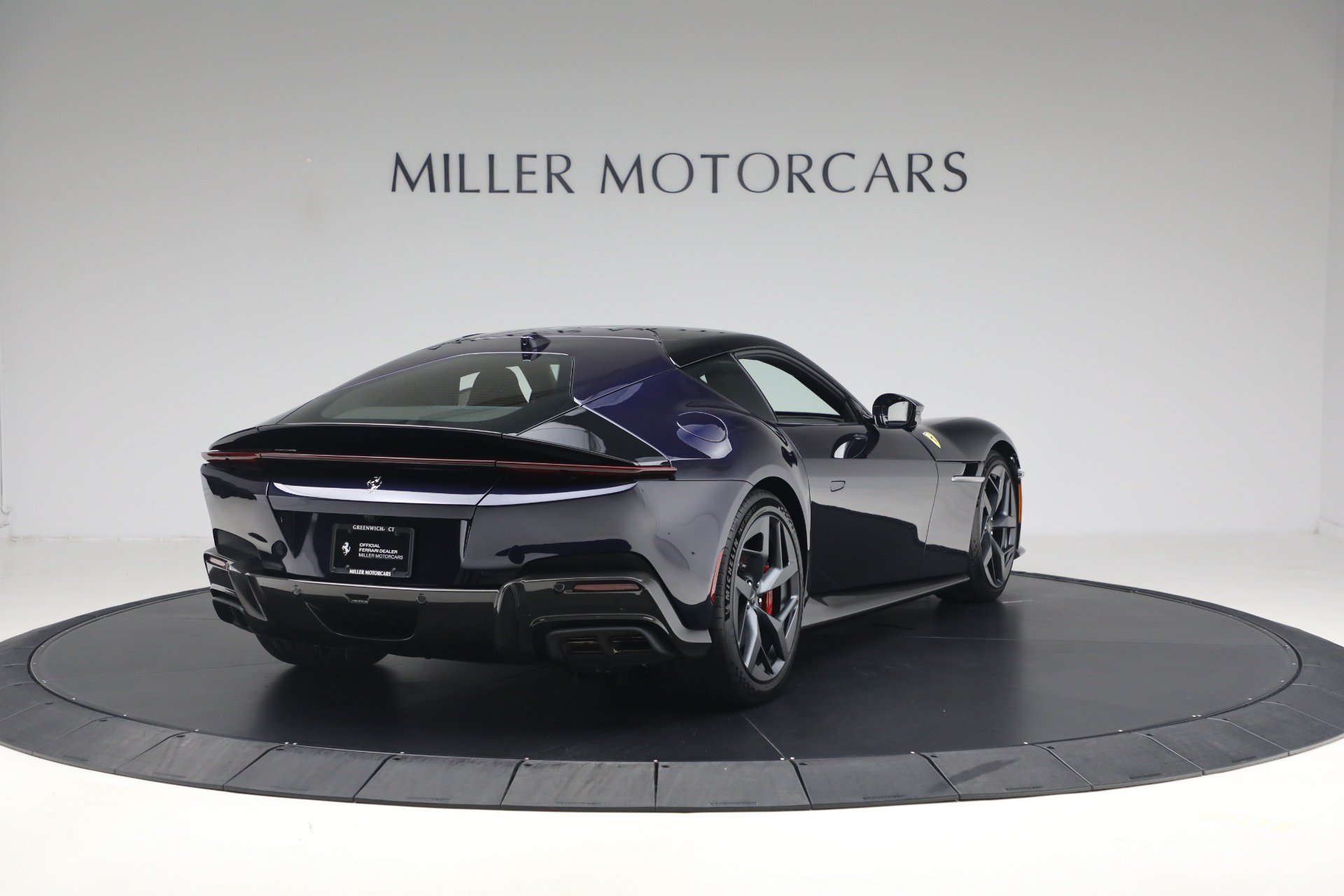 Used 2025 Ferrari 12Cilindri RWD image 7