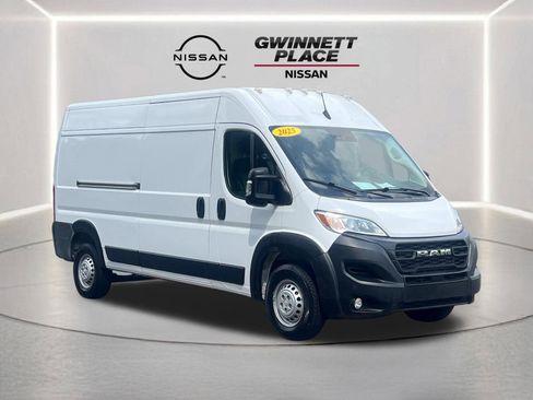 Used 2025 RAM ProMaster 2500 w/ Convenience Group FWD image 28