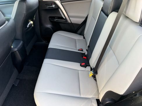 Used 2018 Toyota RAV4 Limited w/ Advanced Technology Package AWD/4WD image 12
