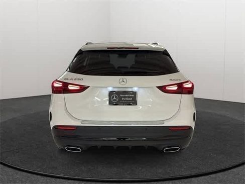 Certified 2025 Mercedes-Benz GLA 250 4MATIC image 6