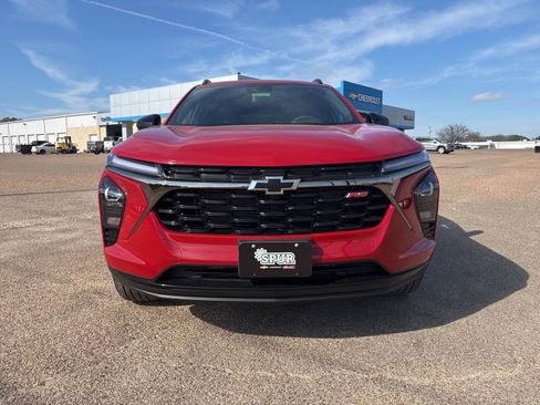 New 2026 Chevrolet Trax RS w/ Sunroof Package image 8