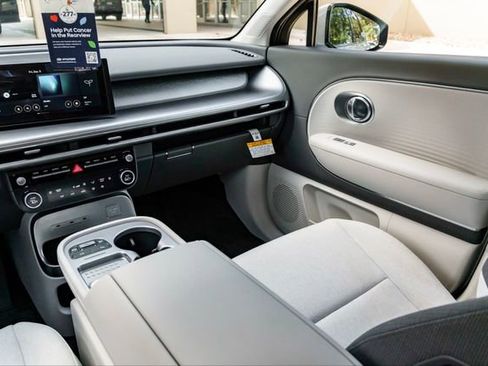 New 2026 Hyundai Ioniq 9 SE image 24