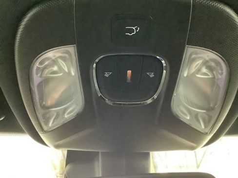 Certified 2025 Jeep Compass Latitude w/ Convenience Group AWD/4WD image 22