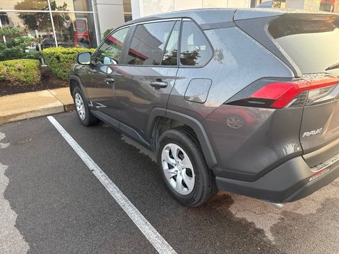 Used 2025 Toyota RAV4 LE AWD/4WD image 6