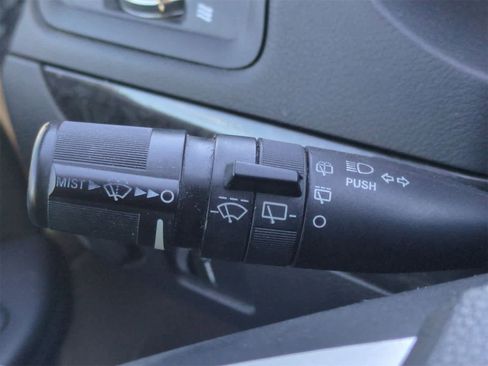 Used 2014 Dodge Grand Caravan SXT w/ UConnect Hands-Free Group image 28