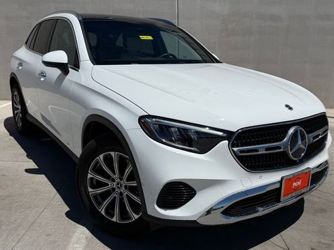 Used 2026 Mercedes-Benz GLC 300 4MATIC image 1