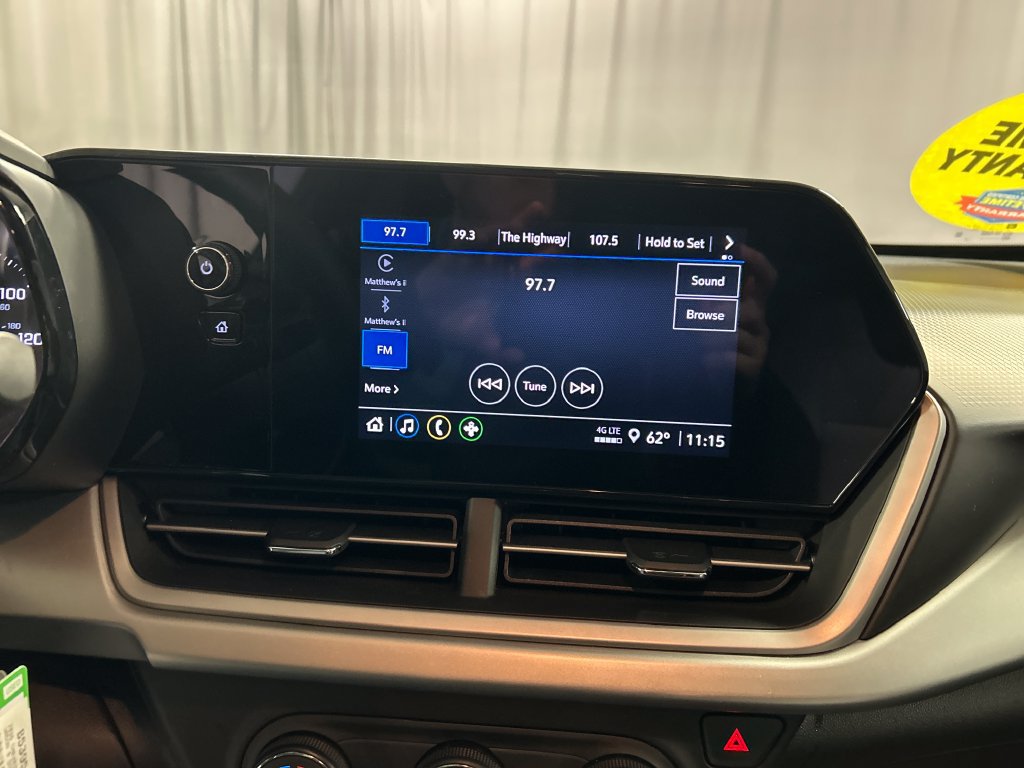 Used 2026 Chevrolet Trax LS w/ LS Convenience Package FWD image 15
