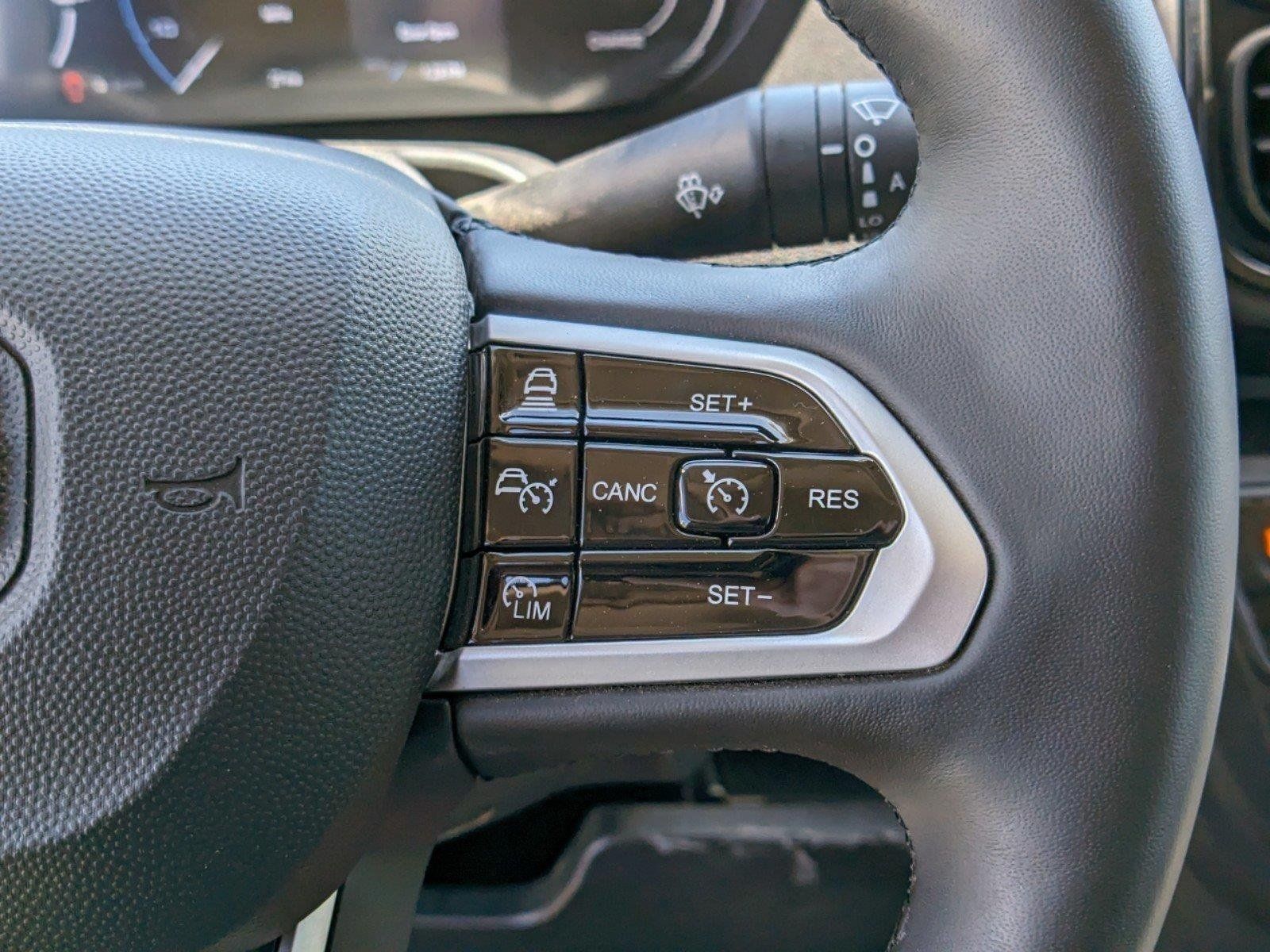 New 2024 RAM ProMaster 3500 w/ Delivery Van Package FWD image 18