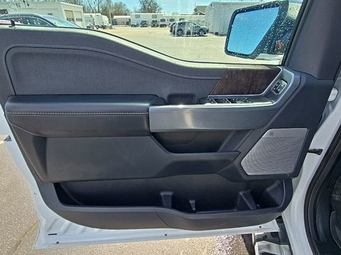 Used 2023 Ford F150 Lariat w/ Equipment Group 502A High AWD/4WD image 7