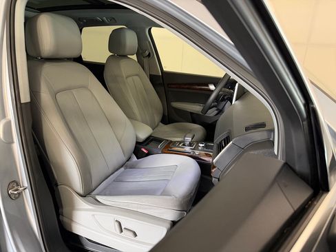 Used 2018 Audi Q5 Prestige w/ Prestige Package AWD/4WD image 27