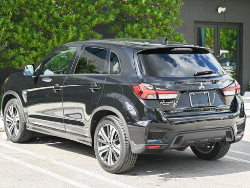 Used 2021 Mitsubishi Outlander Sport ES image 6