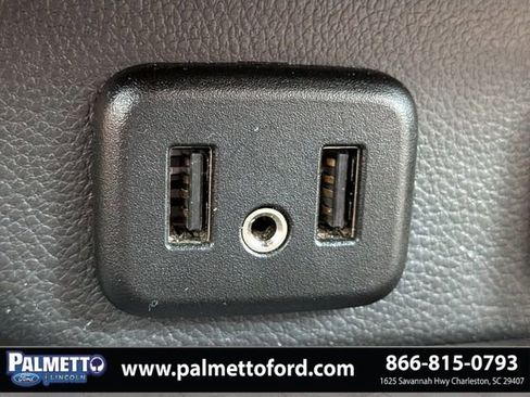 Used 2023 Chevrolet Traverse LS FWD image 21