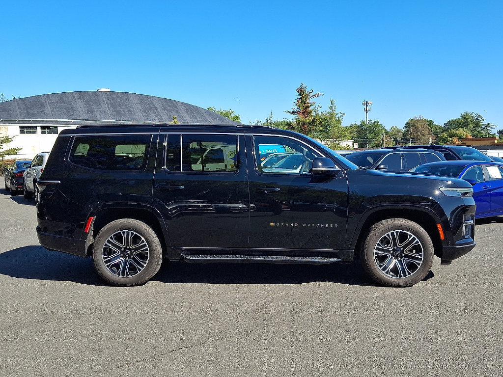 Used 2026 Jeep Grand Wagoneer 4WD w/ Premium Group I image 8