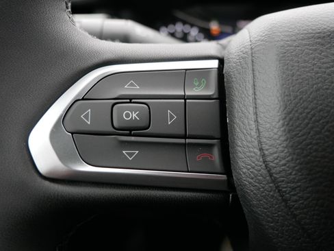 New 2026 Jeep Compass Limited image 16