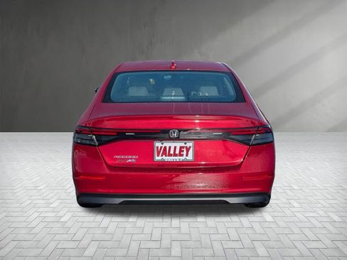 Used 2025 Honda Accord LX image 7