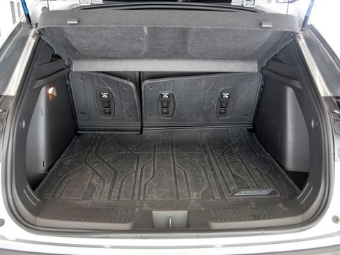 Used 2024 Chevrolet Trax RS w/ Driver Confidence Package image 29