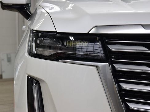 Used 2023 Cadillac Escalade ESV Premium Luxury Platinum w/ Heavy-Duty Trailer Package image 12