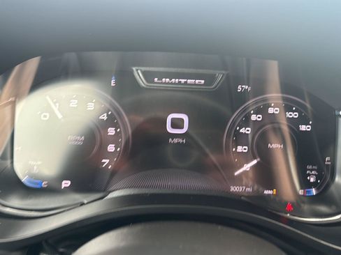 Used 2023 RAM 1500 Limited w/ Body Color Bumper Group AWD/4WD image 9