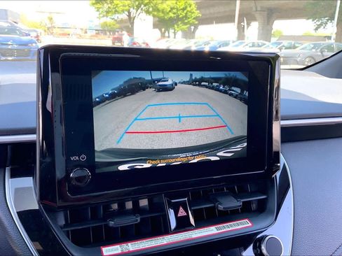 Used 2025 Toyota Corolla SE FWD image 26