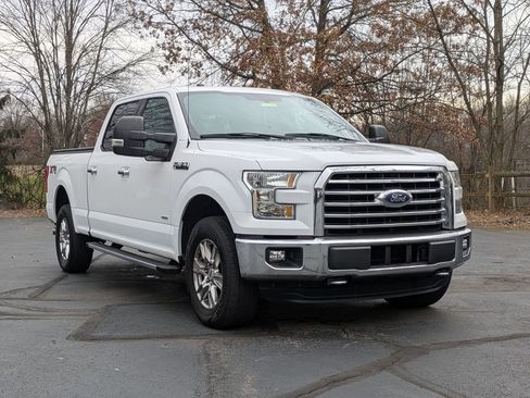 Used 2016 Ford F150 XLT w/ Equipment Group 301A Mid image 3