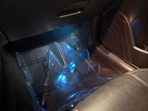 Used 2016 Ford Taurus Limited w/ Equipment Group 301A image 50