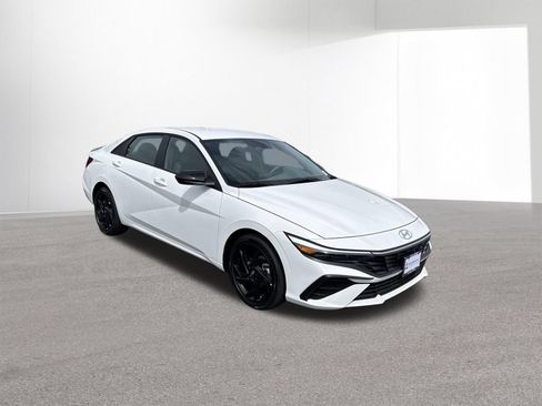 New 2026 Hyundai Elantra Sport FWD image 2