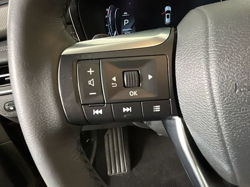 Used 2024 INFINITI QX60 Luxe AWD/4WD image 18