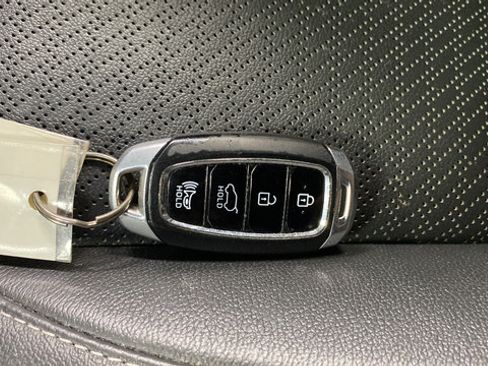 Used 2021 Hyundai Kona Limited AWD/4WD image 21