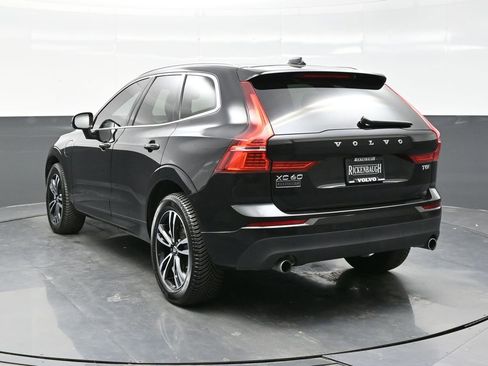 Used 2020 Volvo XC60 T8 Momentum image 5