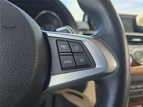 Used 2016 BMW Z4 sDrive28i image 16