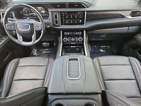 Used 2023 GMC Yukon Denali w/ Denali Reserve Package AWD/4WD image 16
