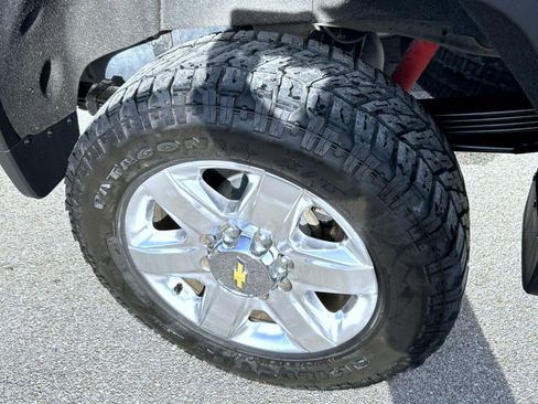 Used 2023 Chevrolet Silverado 2500 LTZ w/ LTZ Premium Package image 22