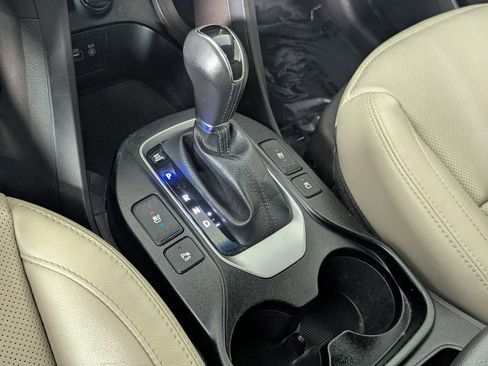 Used 2017 Hyundai Santa Fe Sport w/ 2.4L Tech Package 04 FWD image 23
