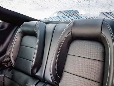 Used 2020 Ford Mustang Shelby GT500 w/ Technology Package image 22