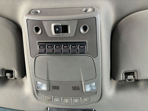 Used 2021 Ford F350 Lariat w/ Lariat Value Package AWD/4WD image 11