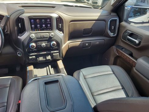 Used 2019 GMC Sierra 1500 Denali w/ Denali Ultimate Package AWD/4WD image 17