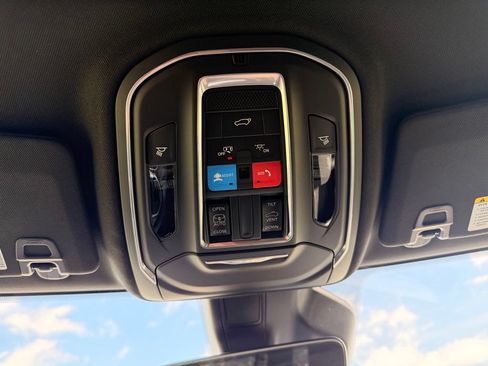 Used 2026 Jeep Grand Cherokee L 4WD image 25