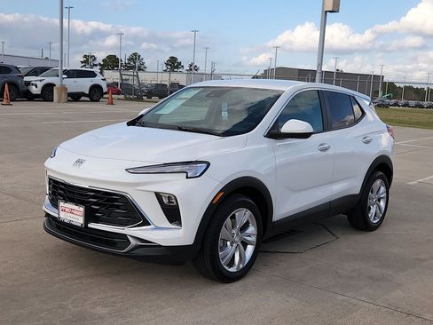 Used 2025 Buick Encore GX Preferred image 3