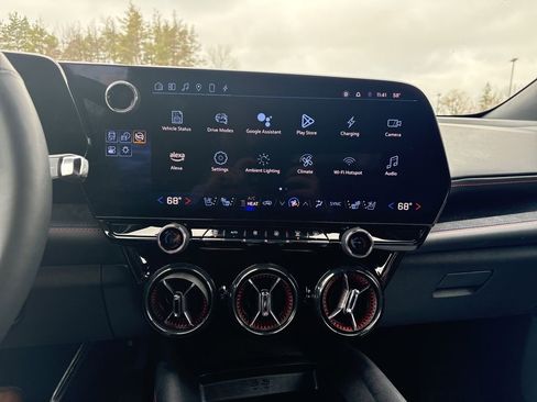 Used 2024 Chevrolet Blazer EV RS image 18