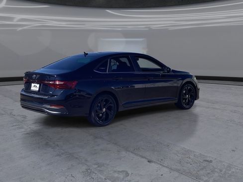 New 2026 Volkswagen Jetta SE FWD image 5