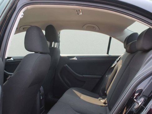 Used 2013 Volkswagen Jetta S FWD image 7
