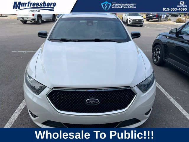 Used 2015 Ford Taurus SHO w/ Equipment Group 401A AWD/4WD image 2