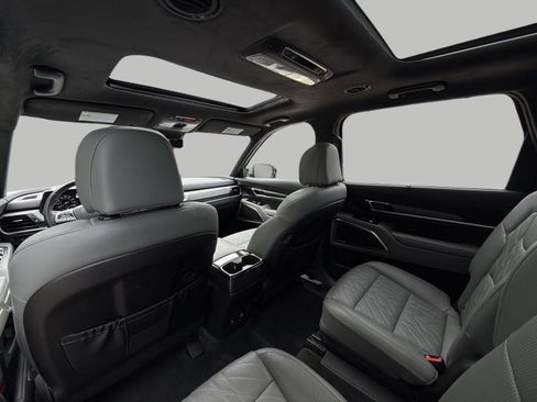Used 2024 Kia Telluride SX Prestige X-Pro AWD/4WD image 32