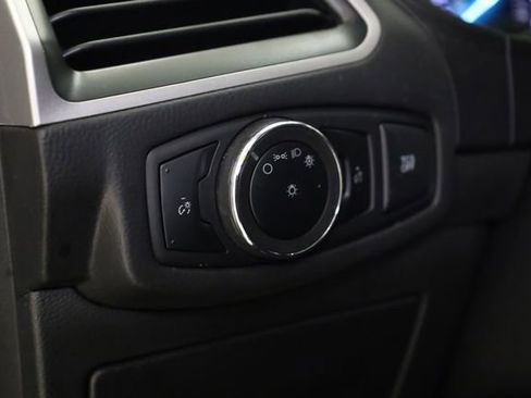 Used 2024 Ford Edge SEL image 14