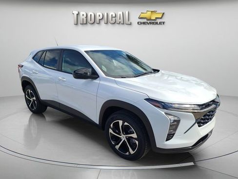 New 2026 Chevrolet Trax RS FWD image 1