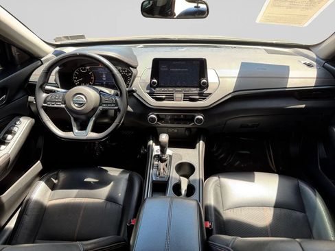 Used 2020 Nissan Altima 2.5 SR FWD image 18