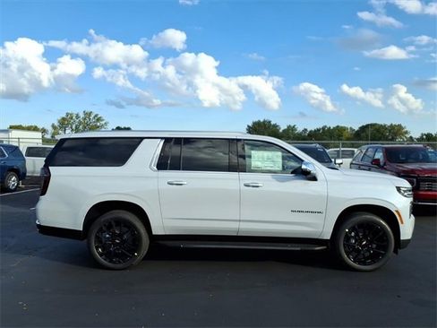 New 2026 Chevrolet Suburban Premier w/ Sun And Tow Package image 2