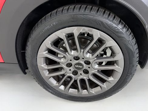 Certified 2025 MINI Cooper S FWD image 30